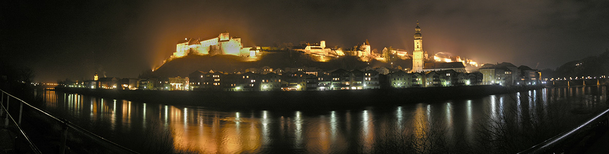 Burghausen bei Nacht (überarbeitet)