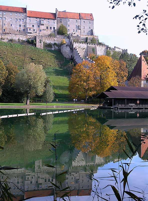 Burghausen Burg und Wöhrsee