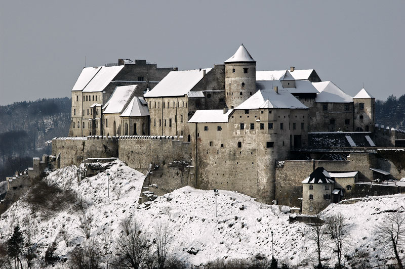 Burghauser Burg im Schnee