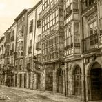 ...Burgos silenciosa...en sepia..