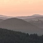 Burgruine Altdahn im Abendlicht