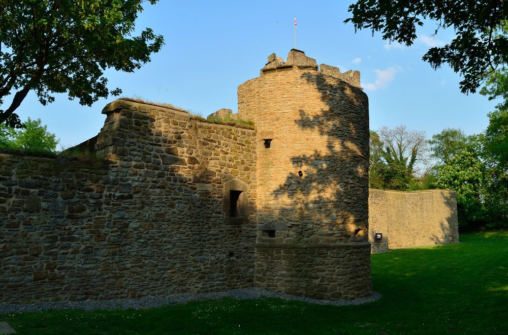 Burgruine Burg Altendorf Vorburg