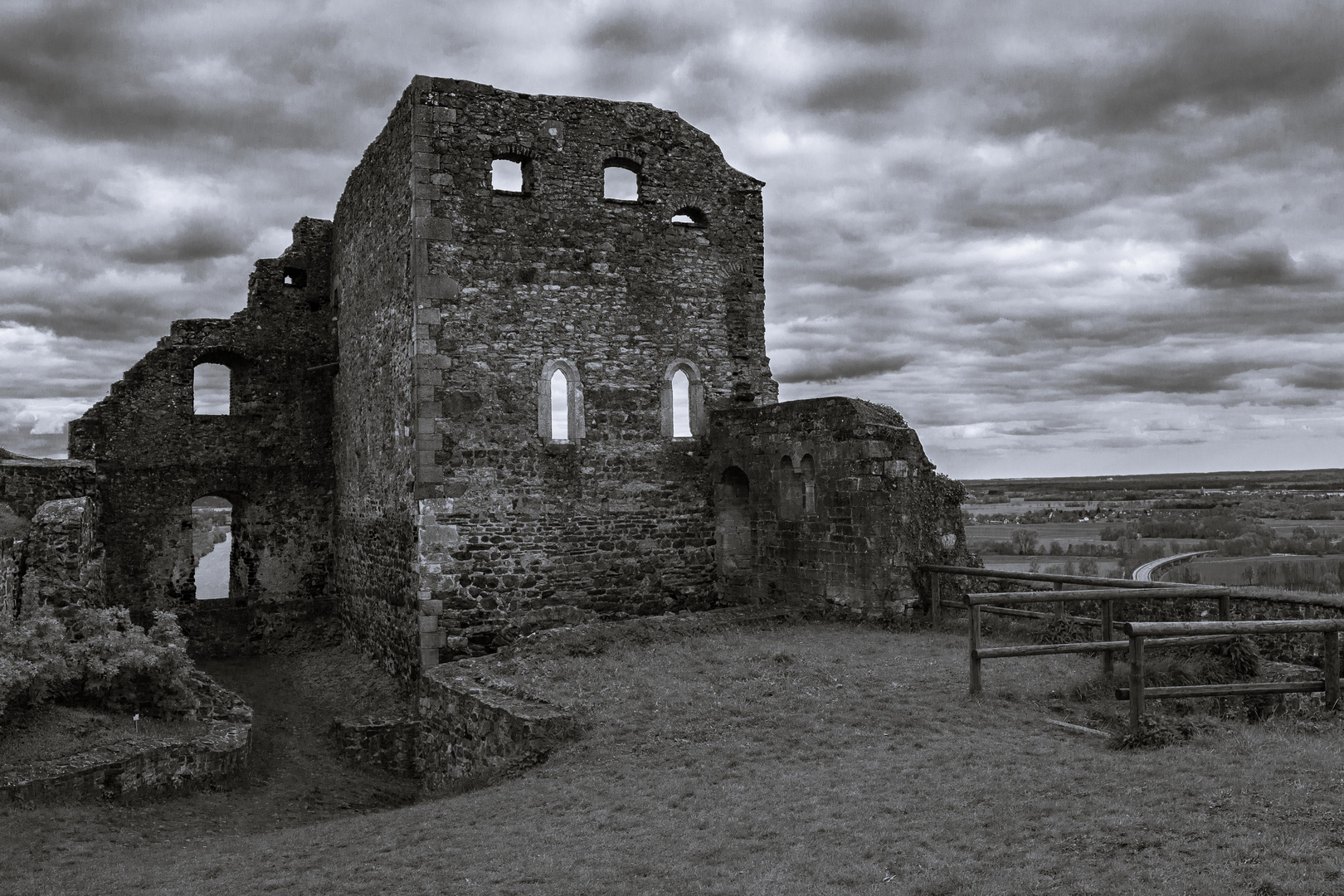 Burgruine Donaustauff