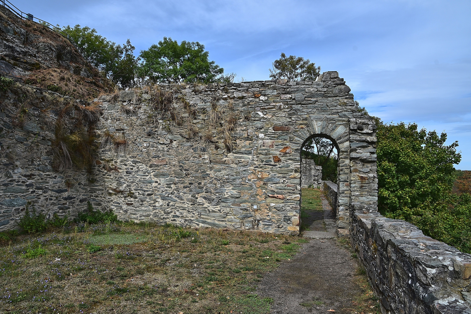 Burgruine Falkenstein (Taunus)