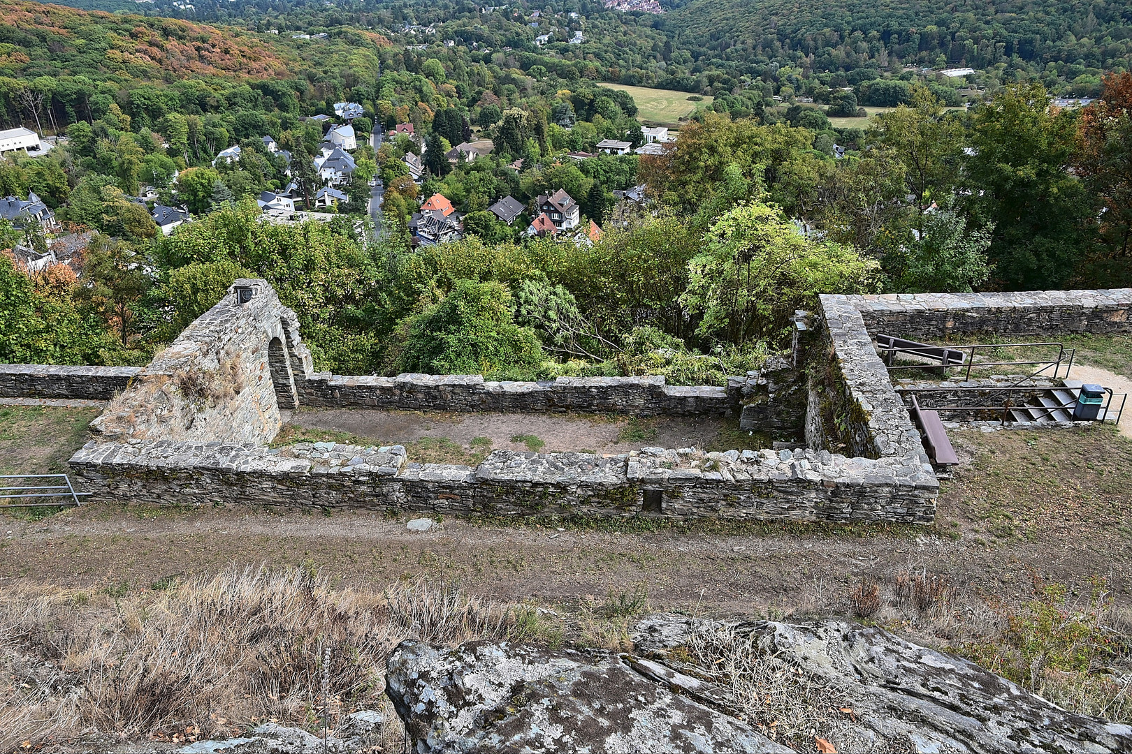 Burgruine Falkenstein (Taunus)