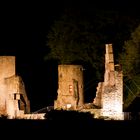 Burgruine Hardenstein der Zerfall in der Nacht....