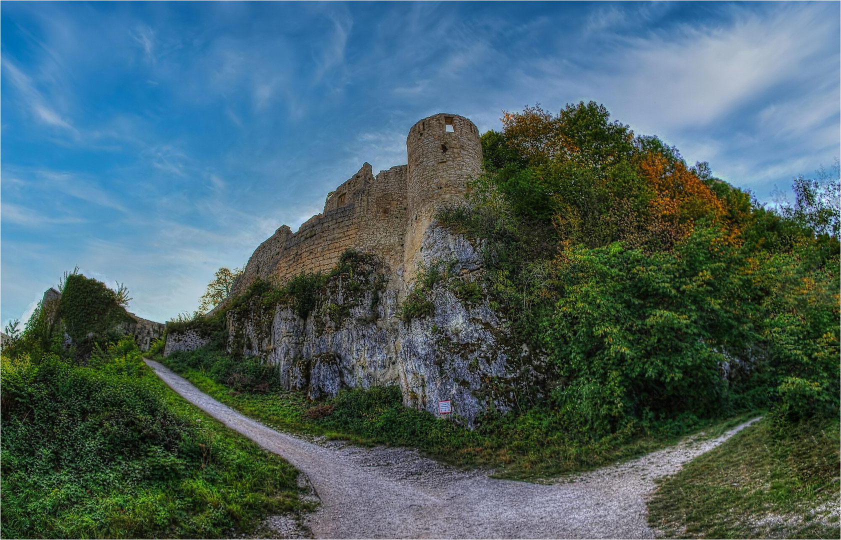 Burgruine Hohenurach auf der Schwäbischen Alb