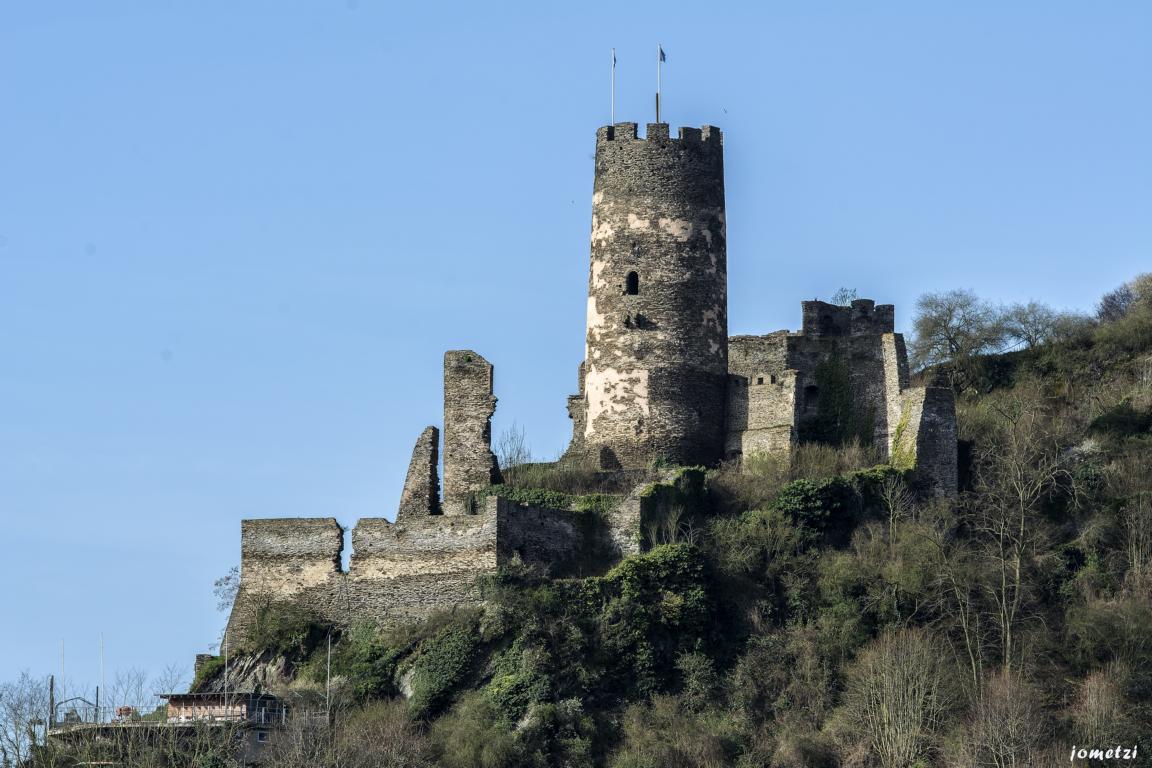 Burgruine im Mittelrheintal