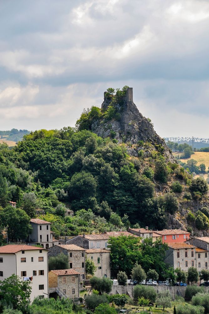 Burgruine Rocca Aldobrandesca