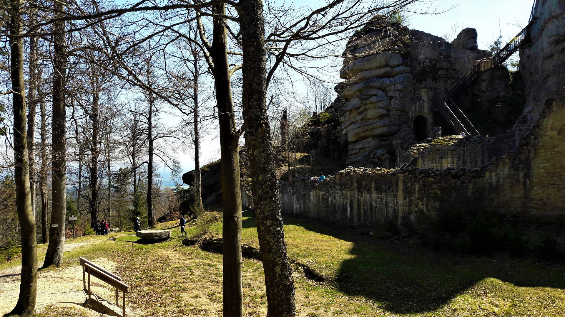 Burgruine Weißenstein  im Steinwald (Oberpfalz)