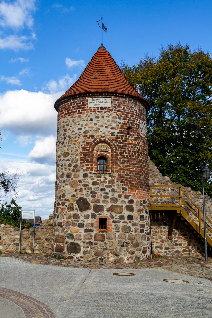 Burg/SA - Hexenturm