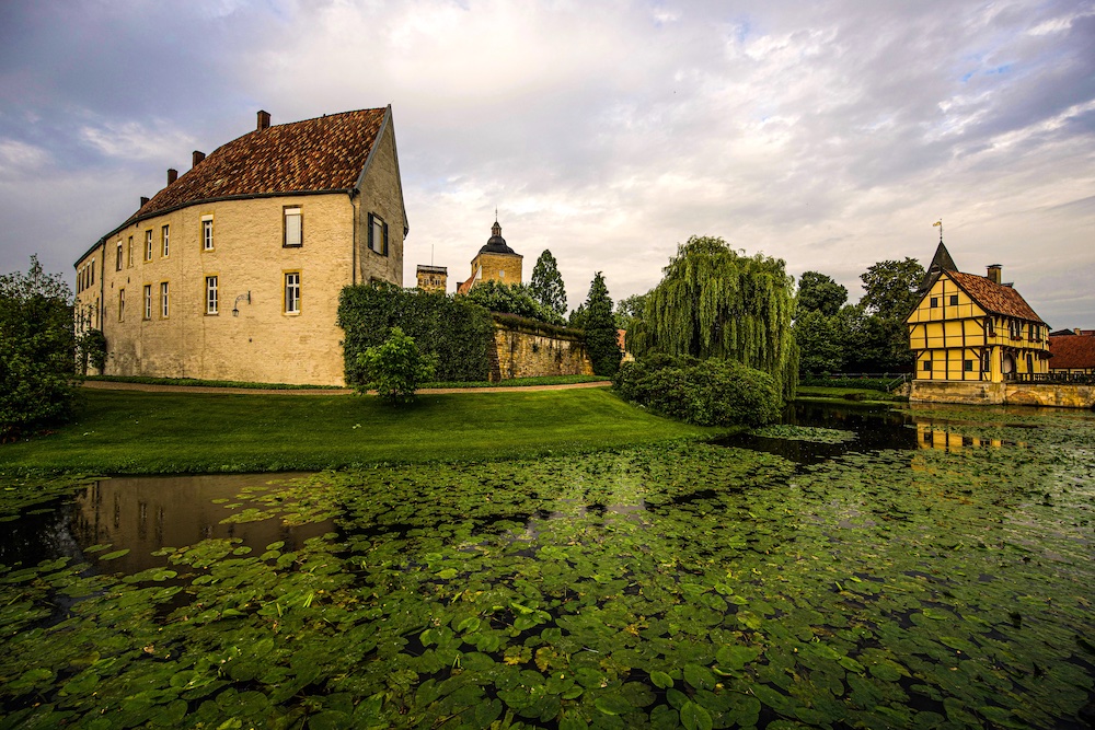 Burgsteinfurt, Schloss und Vorburg am Morgen