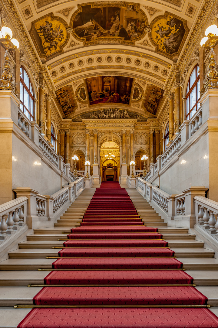 Burgtheater - nördliche Feststiege