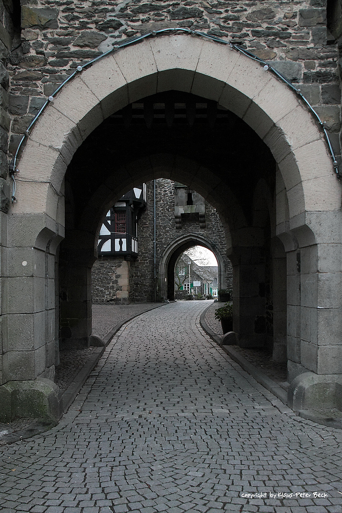 Burgtor vom Schloss Burg an der Wupper