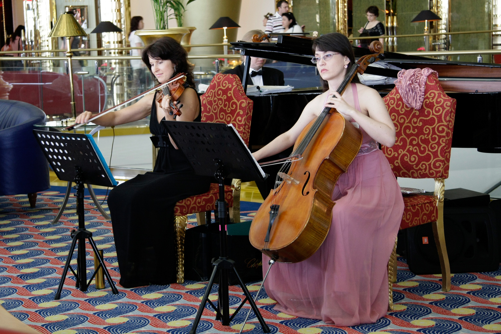 Burj al Arab 4, Serenade zum 5 Uhr-Tee