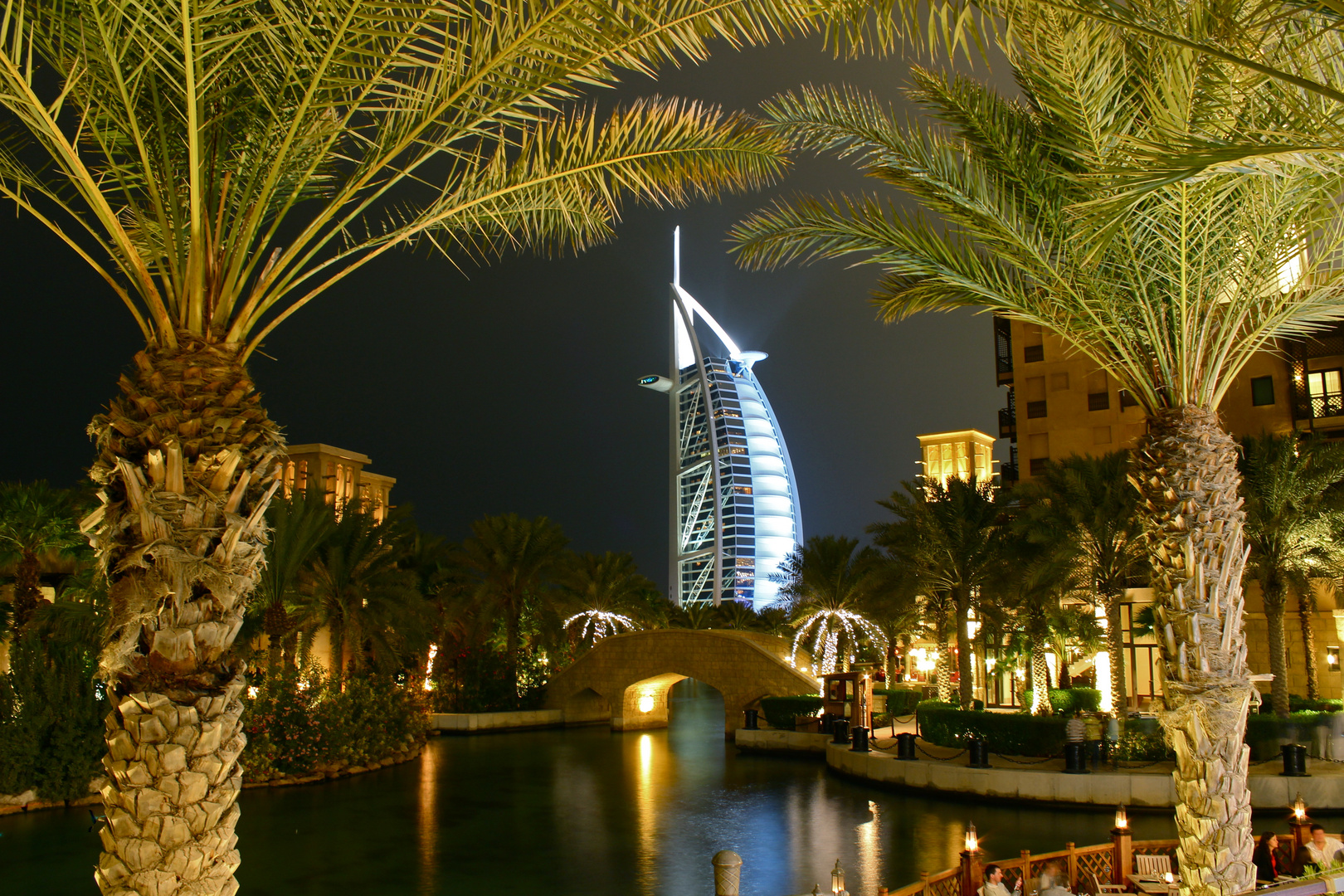 Burj al Arab bei Nacht