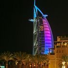 Burj al Arab in Dubai bei Nacht