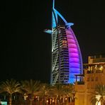Burj al Arab in Dubai bei Nacht