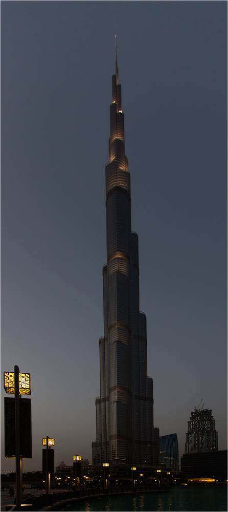 burj al khalifa - 6.45 p.m.