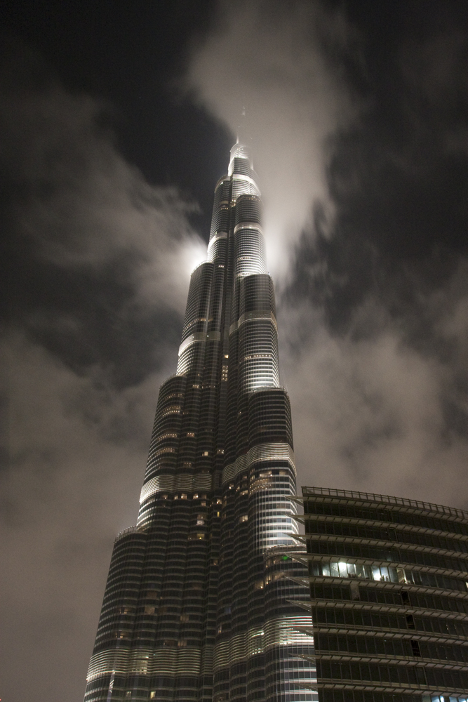 Burj Khalifa in den Wolken