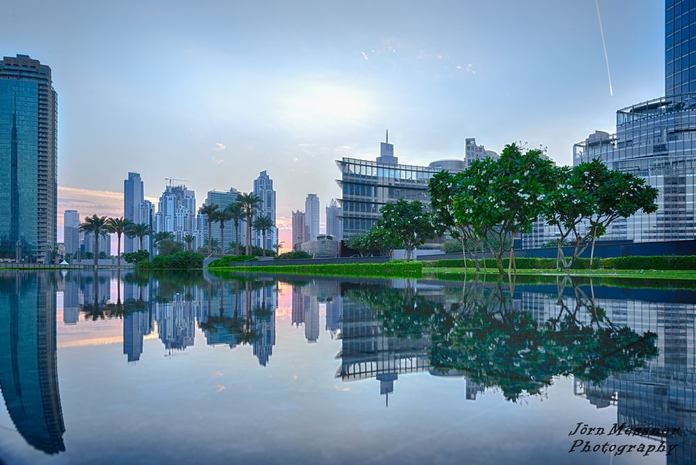 Burj Khalifa Mirroring