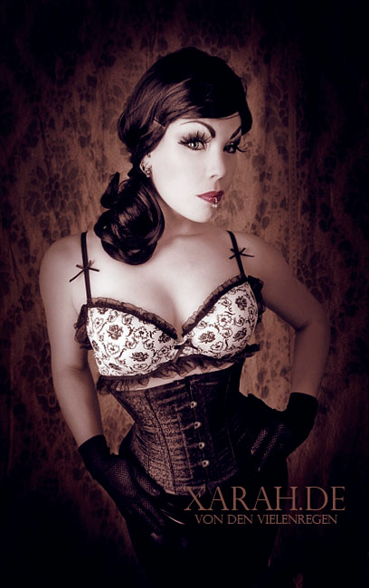 Burlesque Glamour