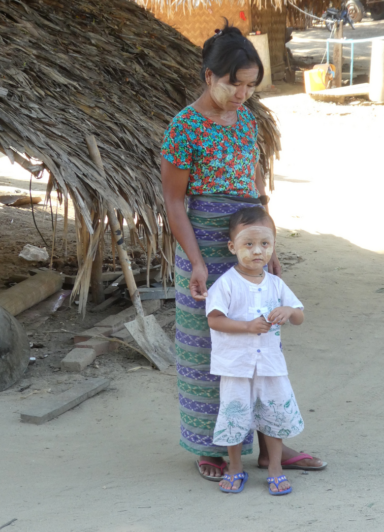 Burmese mother & son with thanaka make-up