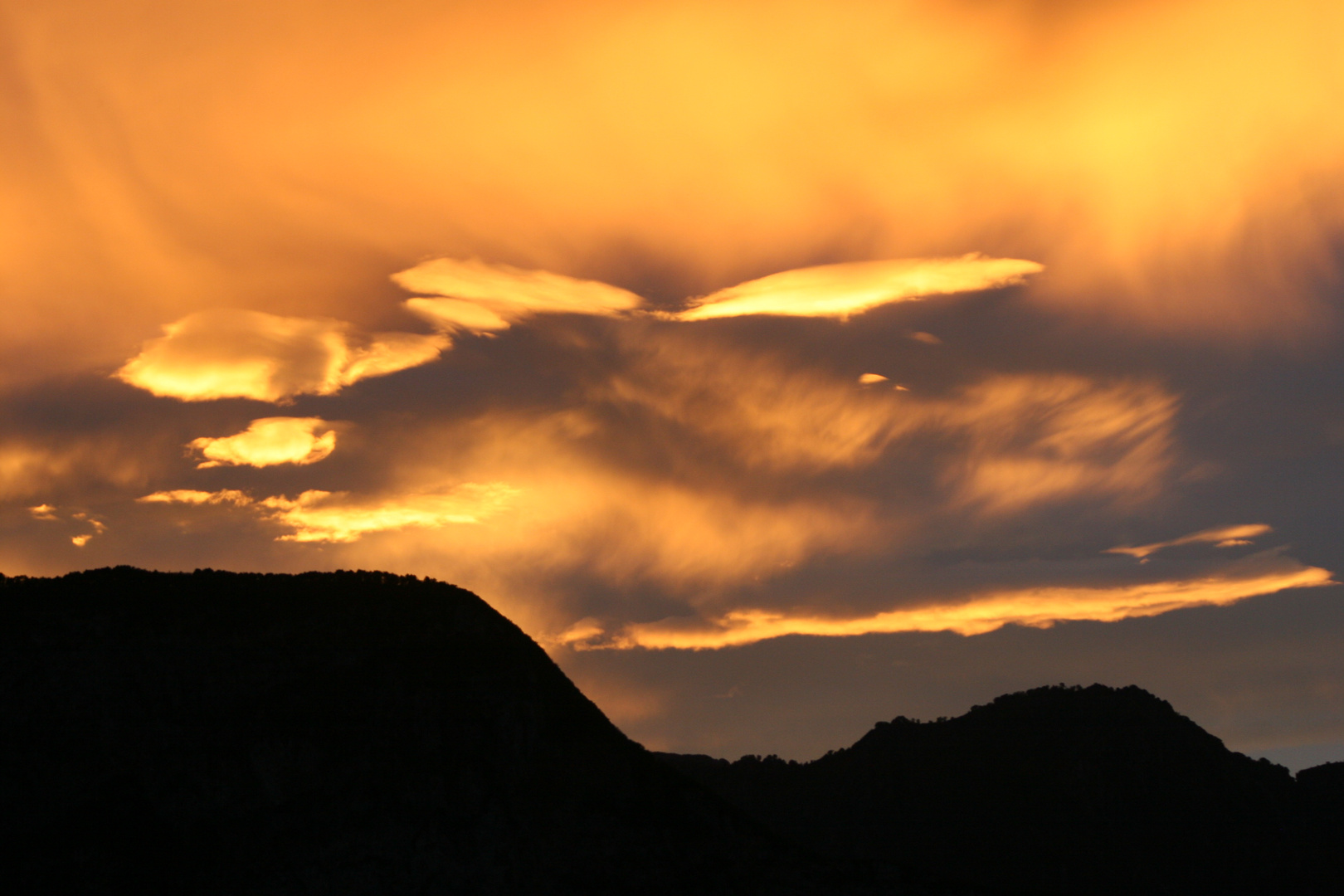 burning clouds at Benaco (Lago di Garda)