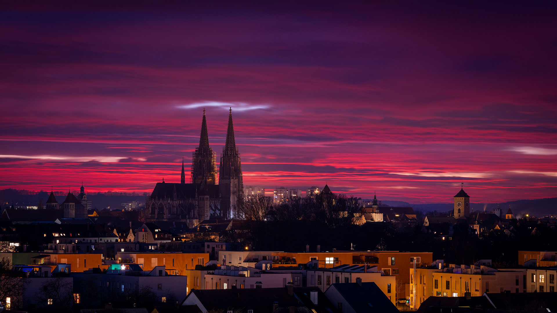 burning sky über Regensburg