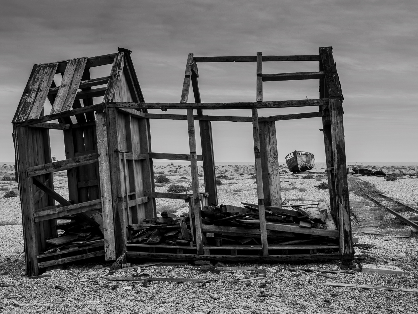 Burnt out boat house - Dungerness