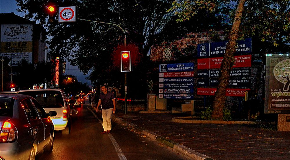 Bursa Türkei, aktive Stadt am Abend