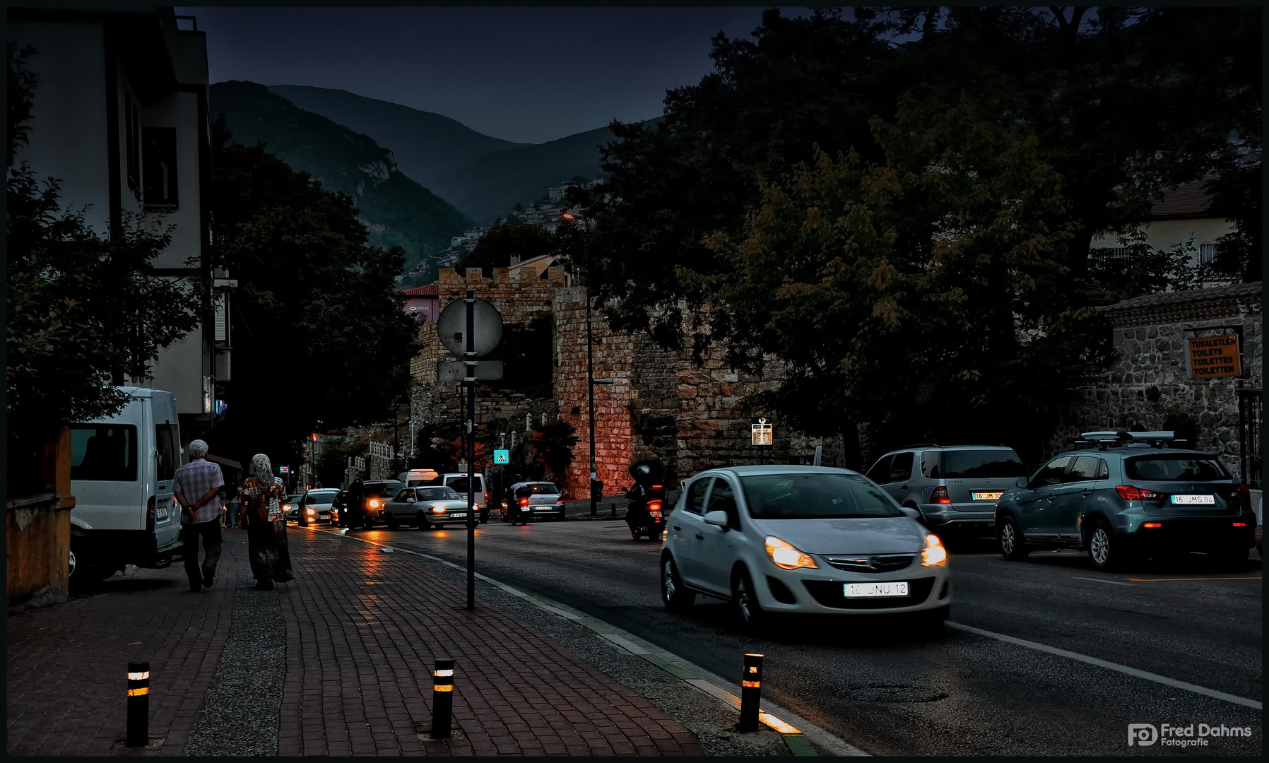 Bursa Türkei, aktive Stadt am Abend