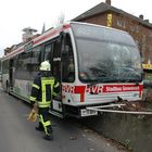 " BUS AUF ABWEGEN "