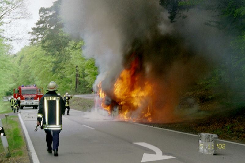 Bus-Brand B 48 bei Hochspeyer