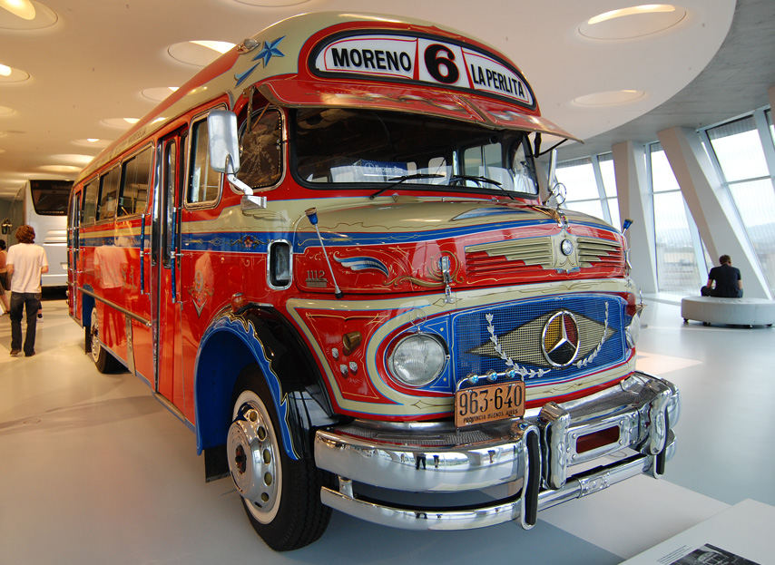 Bus im Mercedes-Benz Museum