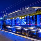 Bus in der Nacht (Hardbrücke Zürich, Schweiz)