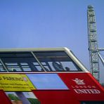 Bus leaning aside for the Lonon Eye...