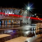 Busbahnhof im Regen