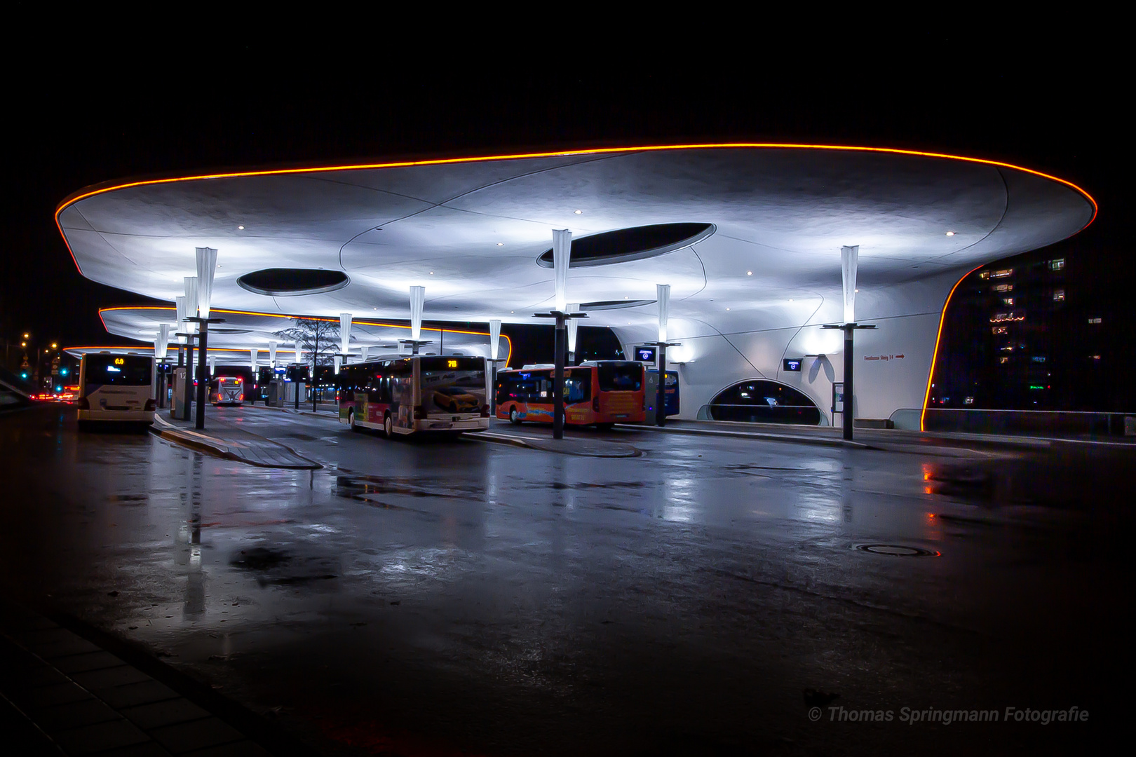 BUSBAHNHOF Pforzheim 