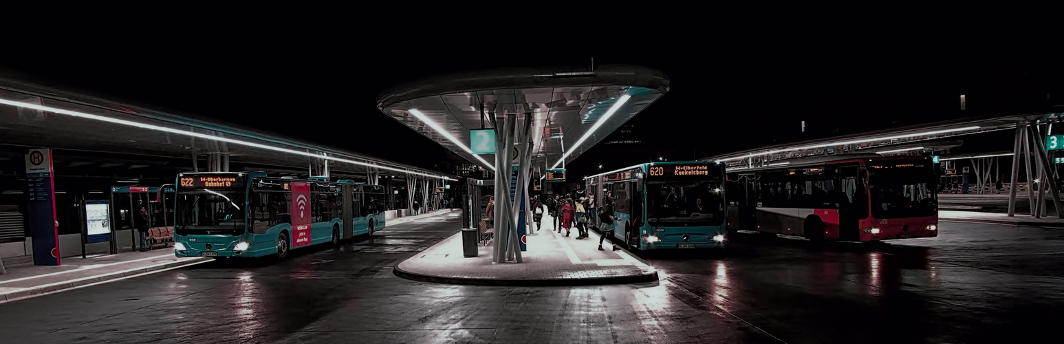 Busbahnhof Wuppertal-Elberfeld