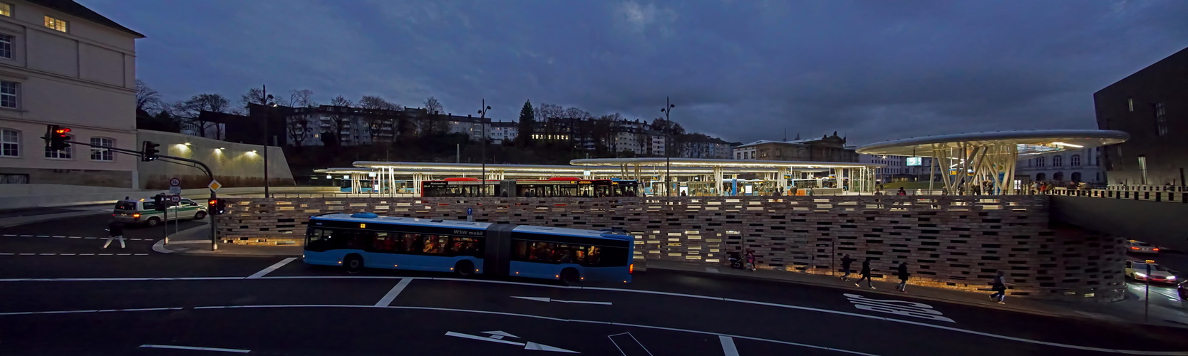 Busbahnhof Wuppertal Hbf