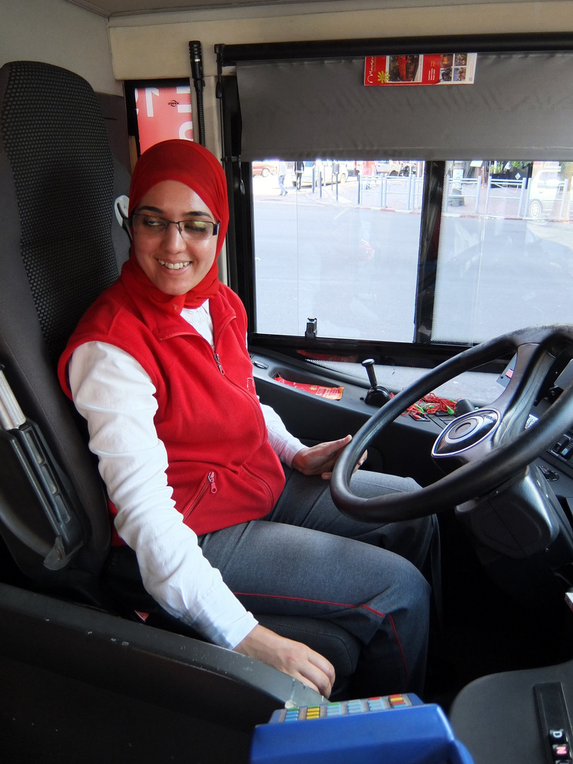 Busfahrerin in Marrakesch