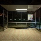 Bushaltestelle und der Kaugummiautomat