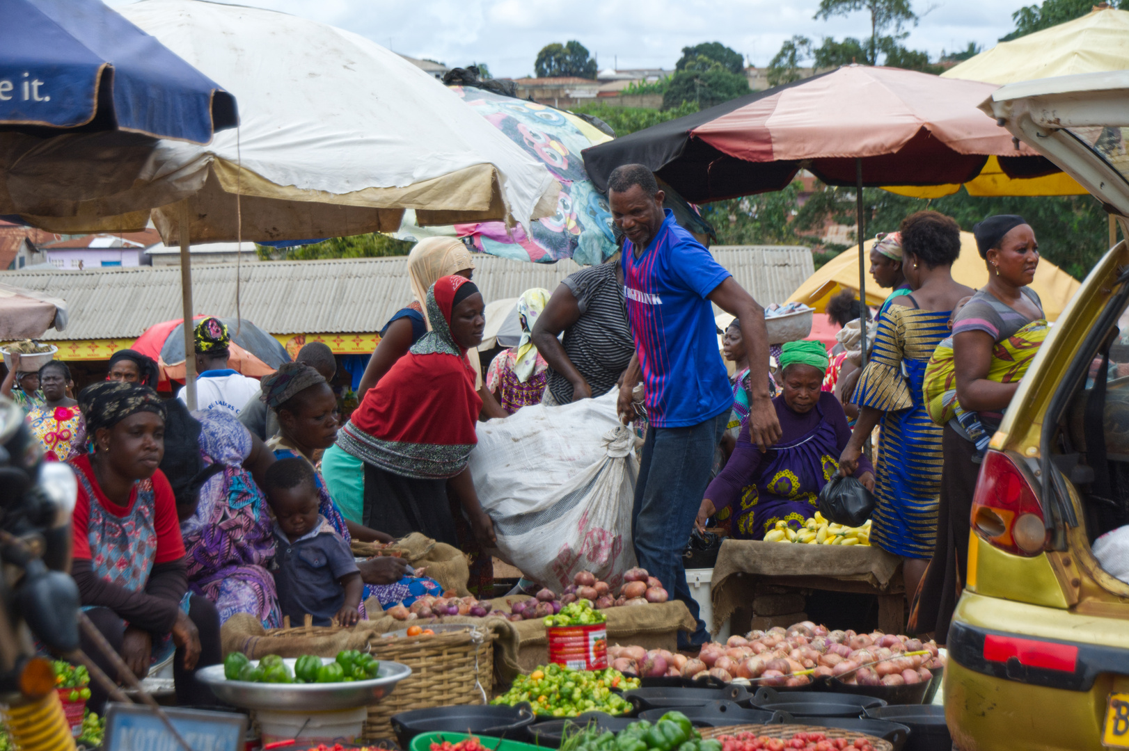 business in techiman market