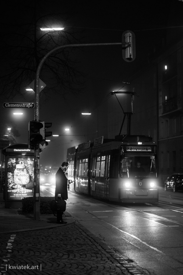 "Businesslike" | "Geschäftstüchtig" || Munich, January 2018 