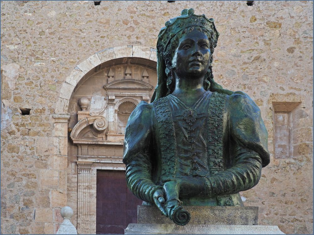Buste de Maria Lopez de Luna, reine consort d’Aragon,