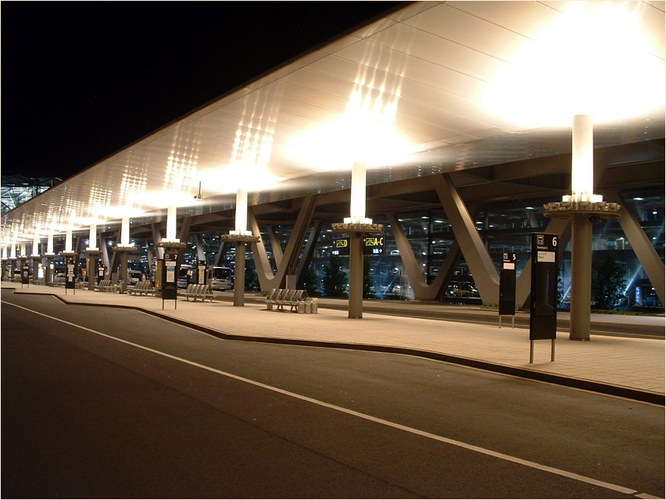 Busterminal Airport CGN