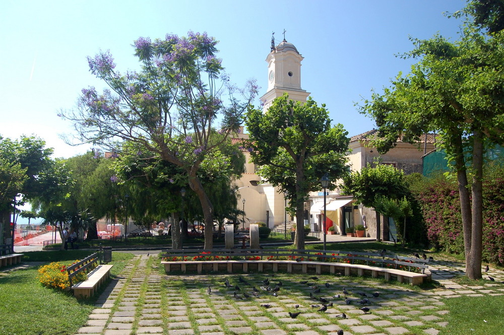 Buswarteplatz