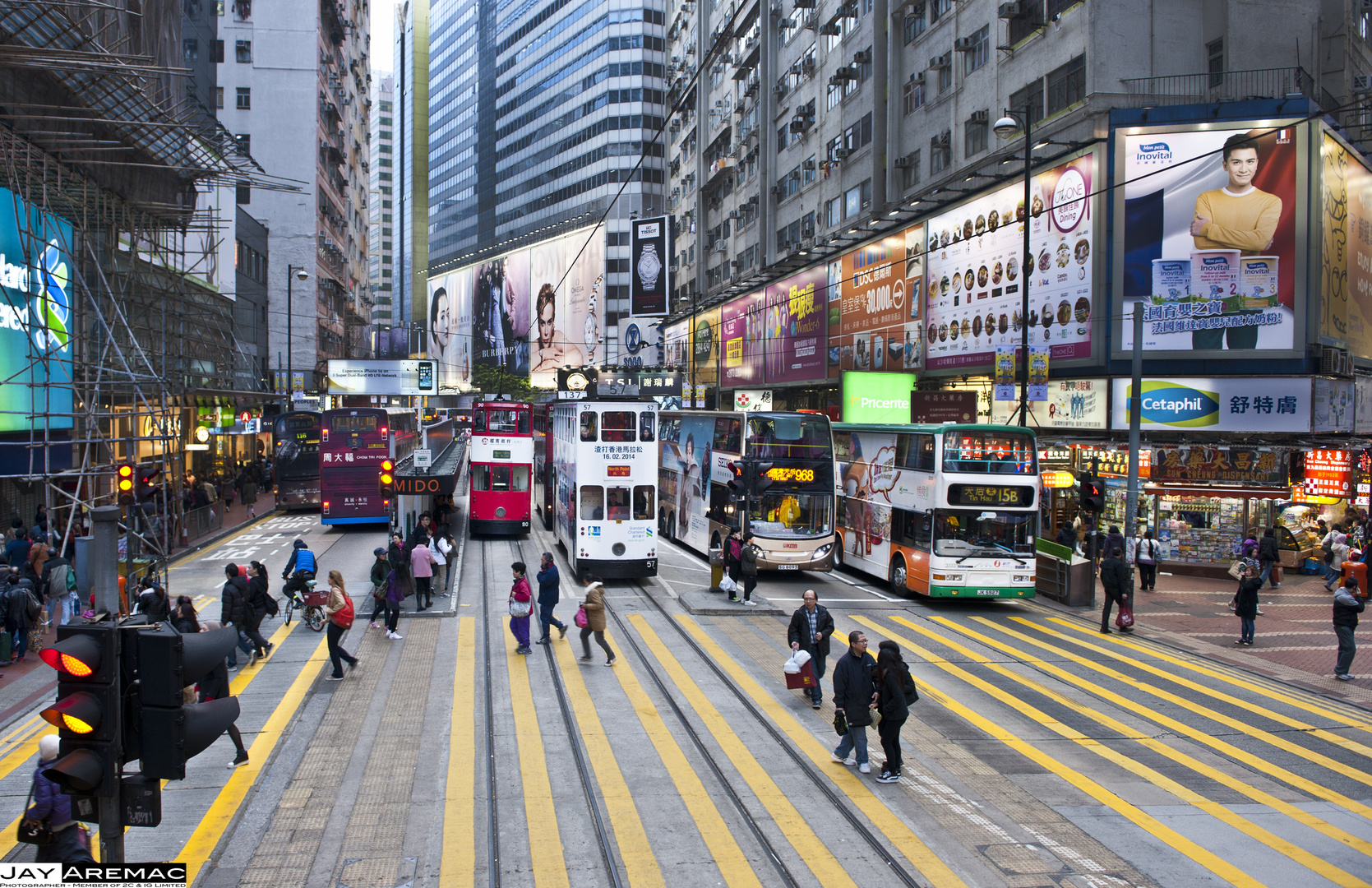 Busy streetlife in Causeway Bay