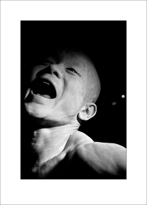 Butoh Dancer im Shibusa Shirazu Orchestra